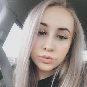 Meet your Posher, Brianna skylar